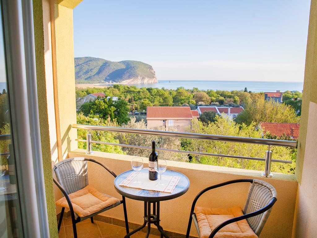 Pansion Nobel Hotel Petrovac Kamer foto